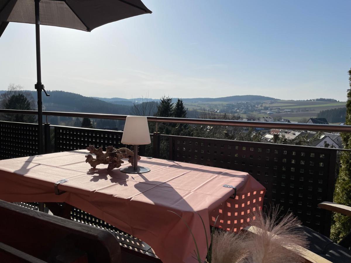 Tolle Ferienwohnung Mit Loggia In Schauenstein 100Qm Bei Hof An Der Saale Frankenwald エクステリア 写真